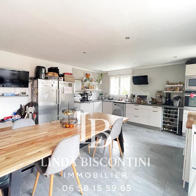 Maison - 125 m² - 6 pièces