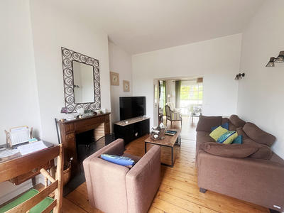 Maison - 159 m² - 6 pièces