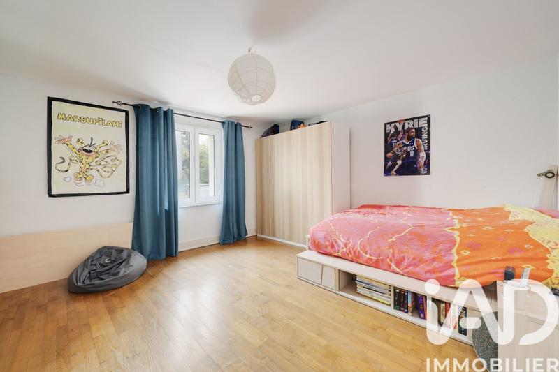 Maison - 253 m² - 8 pièces