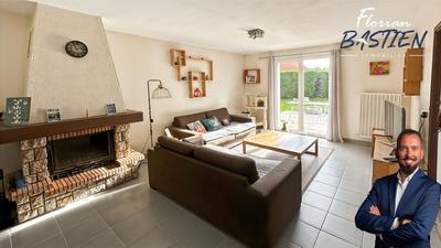 Maison - 102 m² - 6 pièces