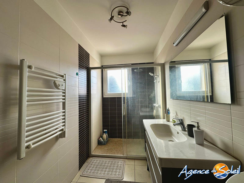 Appartement - 77 m² - 3 pièces