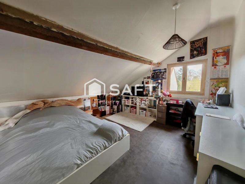 Maison - 99 m² - 6 pièces