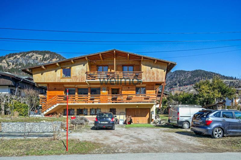 Châlet - 256 m² - 9 pièces