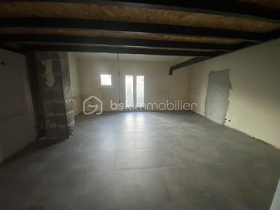 Appartement - 83 m² - 3 pièces
