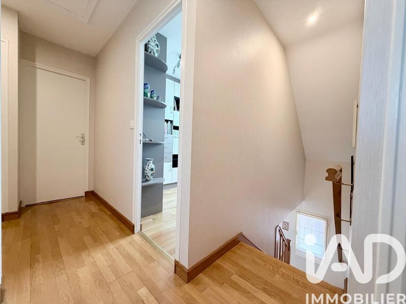 Maison - 152 m² - 7 pièces