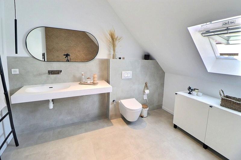 Maison contemporaine - 193 m² - 6 pièces