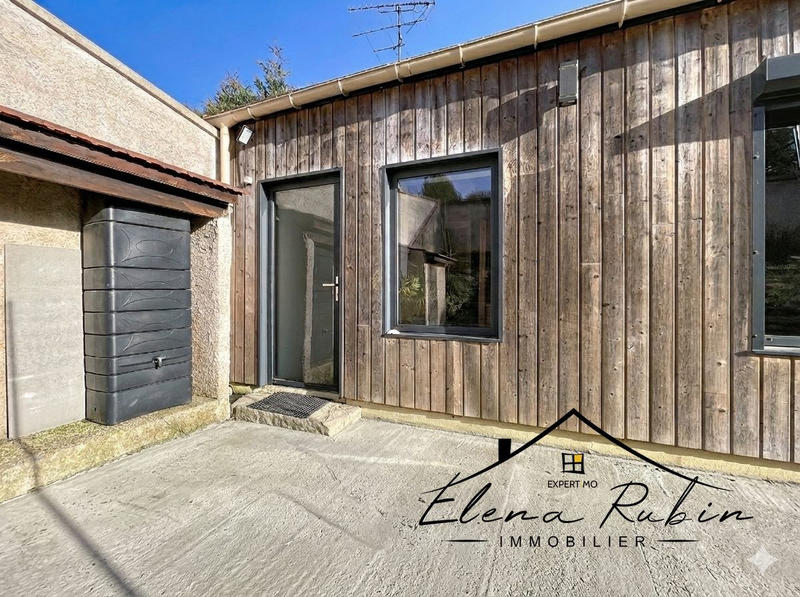 Maison - 187 m² - 8 pièces