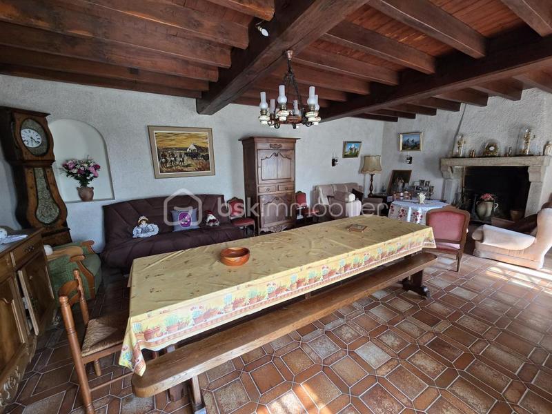 Maison ancienne - 337 m² - 4 pièces