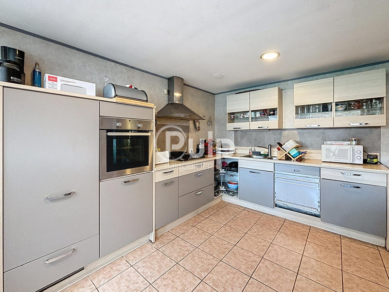 Maison - 159 m² - 6 pièces