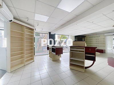 Local commercial - 166 m²