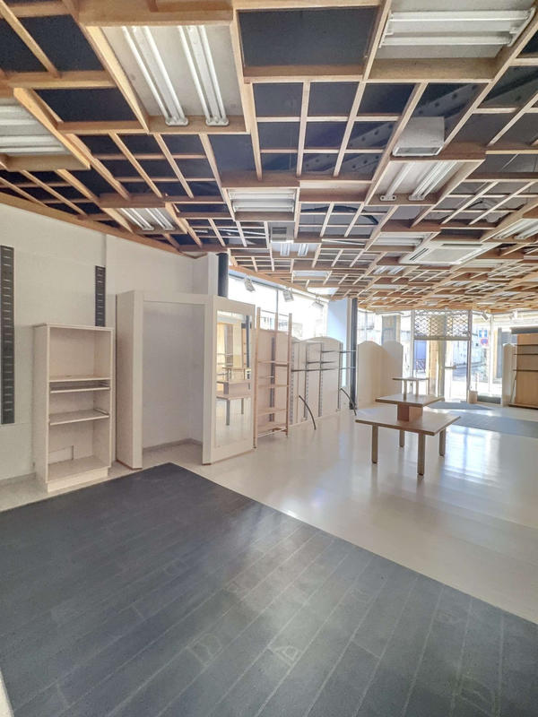 Local commercial - 90 m²