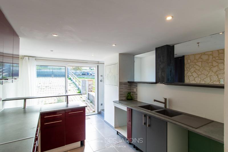 Pavillon - 110 m² - 6 pièces