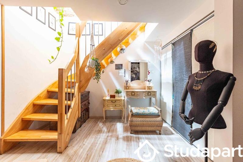 Appartement - 100 m² - 3 pièces