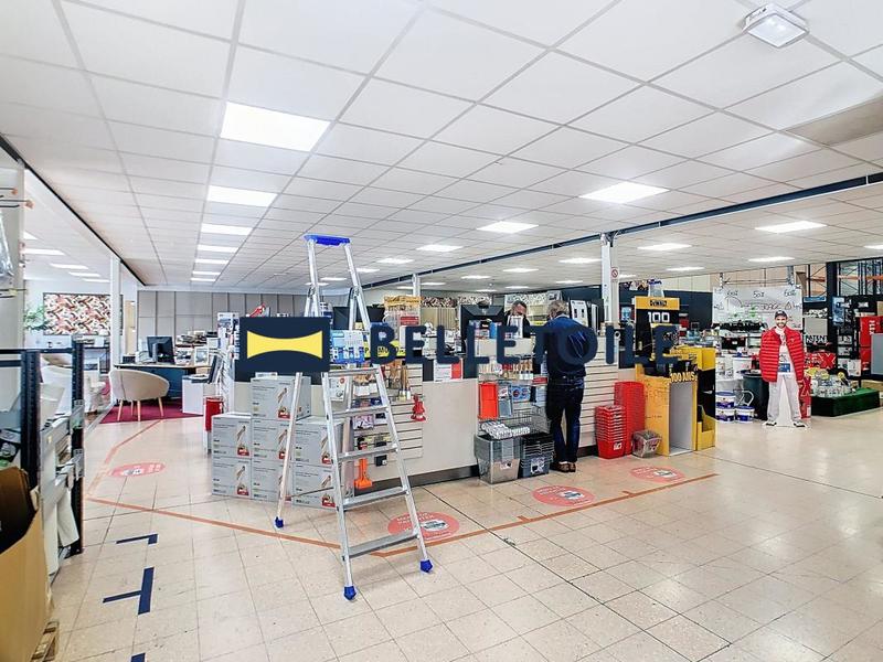 Local commercial - 2 657 m²