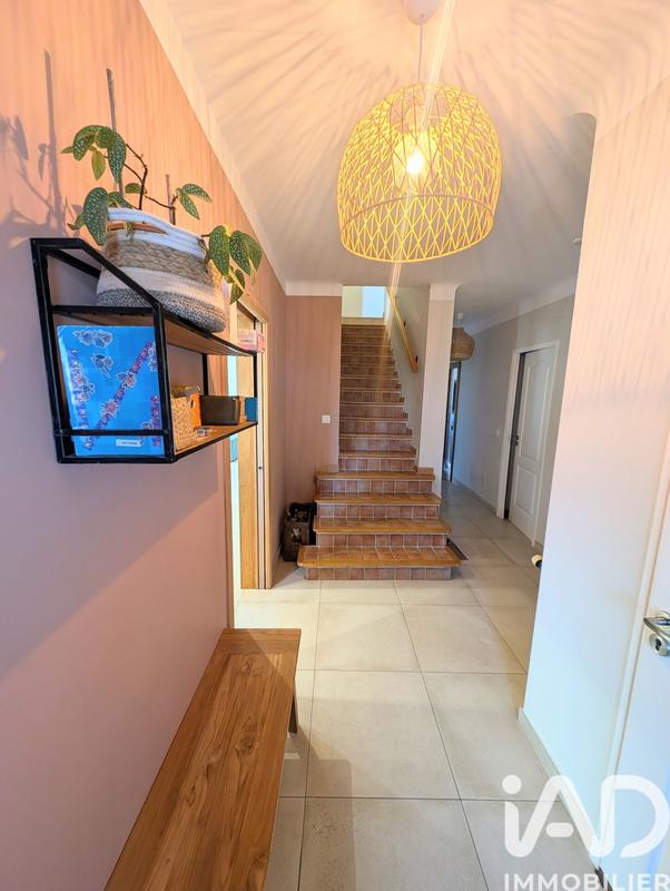 Maison - 143 m² - 7 pièces