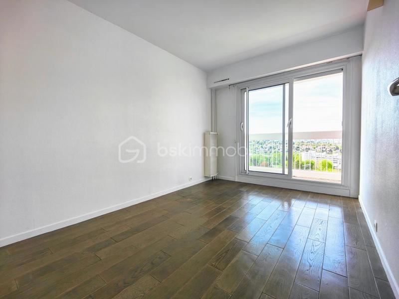 Appartement - 96 m² - 5 pièces