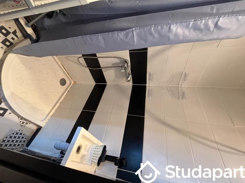 Appartement - 9 m² - 1 pièce