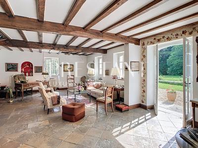 Maison - 285 m² - 7 pièces