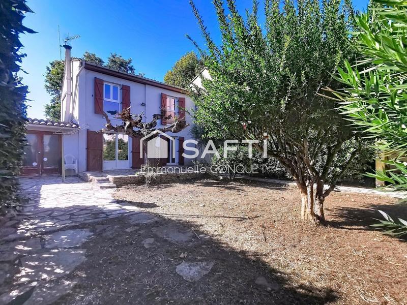 Maison - 90 m² - 5 pièces