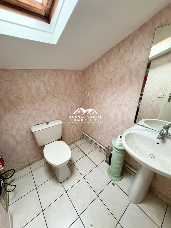 Maison - 137 m² - 8 pièces