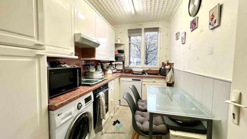 Appartement - 64 m² - 4 pièces