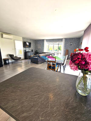 Maison - 146 m² - 5 pièces