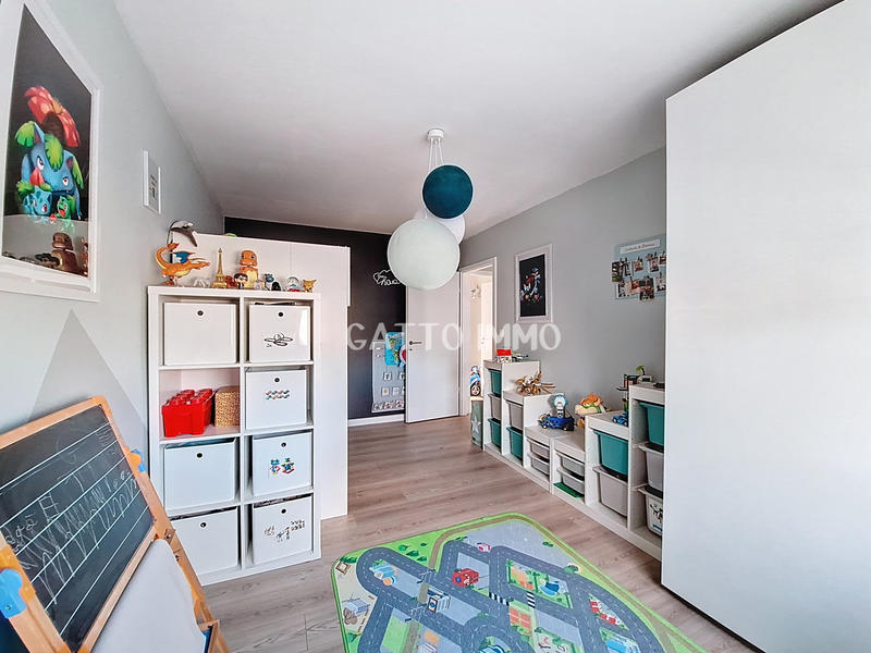 Maison - 102 m² - 5 pièces