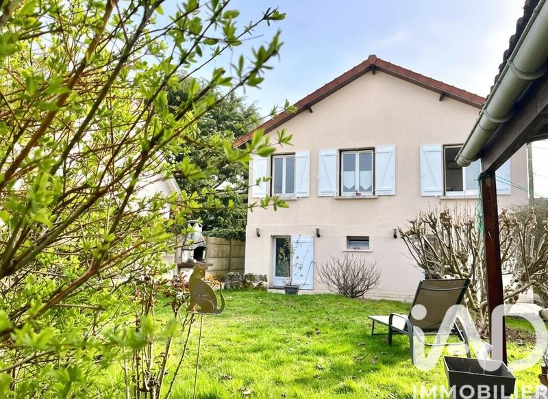 Maison - 87 m² - 5 pièces