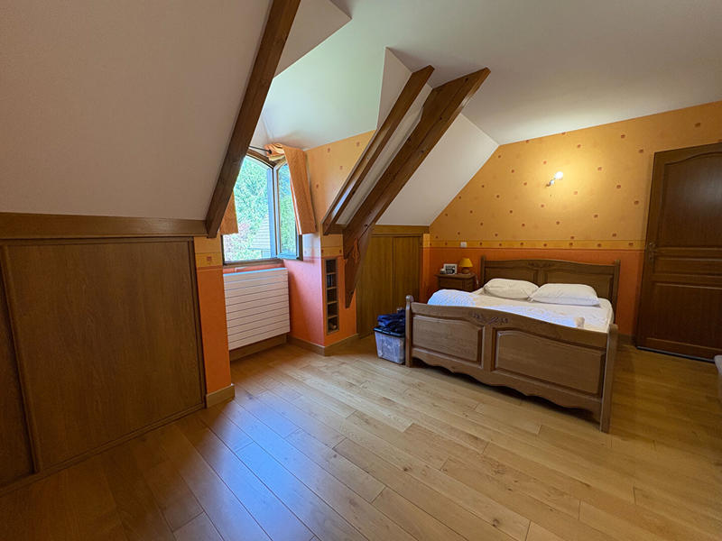 Maison - 197 m² - 8 pièces