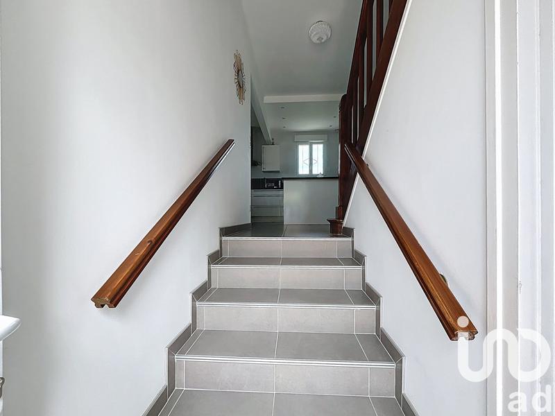 Maison - 122 m² - 5 pièces