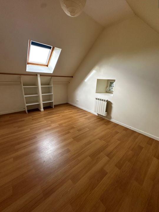 Maison en pierre - 75 m² - 4 pièces