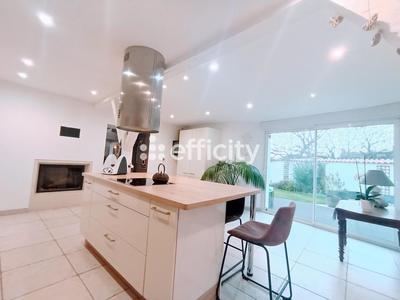 Longère - 180 m² - 8 pièces