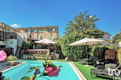 Local commercial - 542 m²