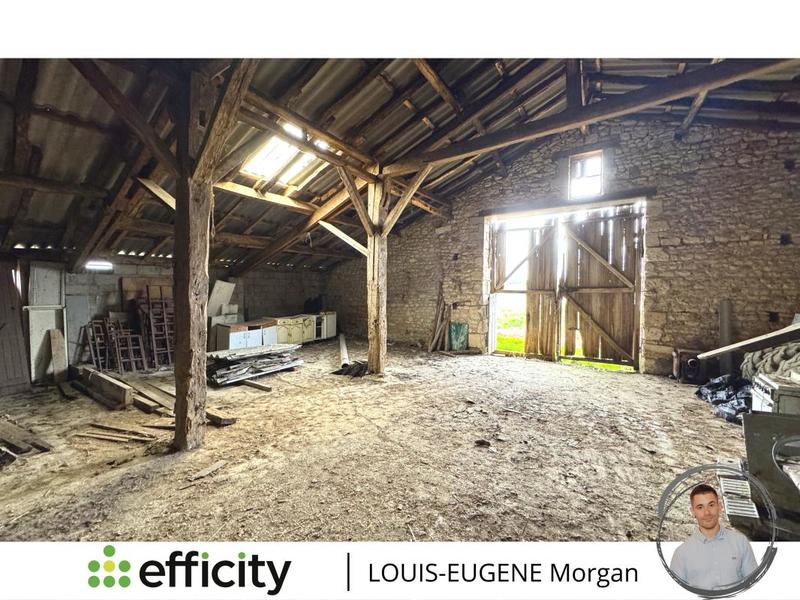 Maison - 593 m² - 10 pièces