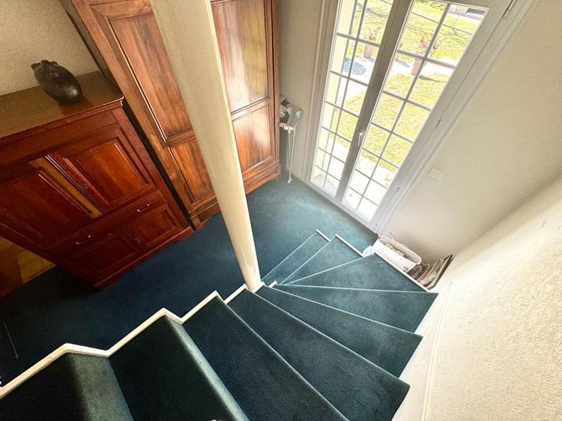 Maison - 185 m² - 7 pièces