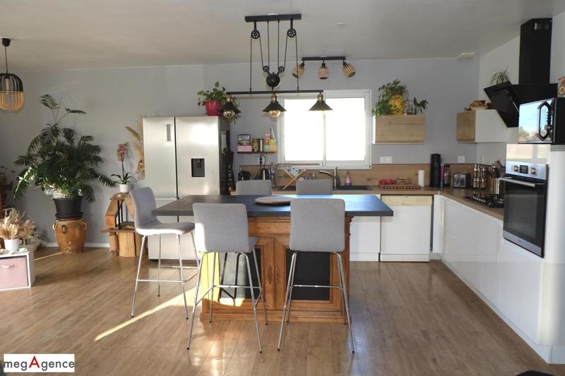 Villa - 95 m² - 4 pièces