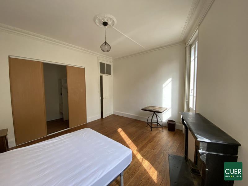 Appartement - 80 m² - 3 pièces