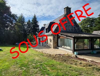 Maison en pierre - 138 m² - 6 pièces