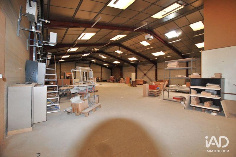 Local commercial - 3 377 m²