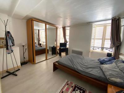 Maison - 84 m² - 4 pièces