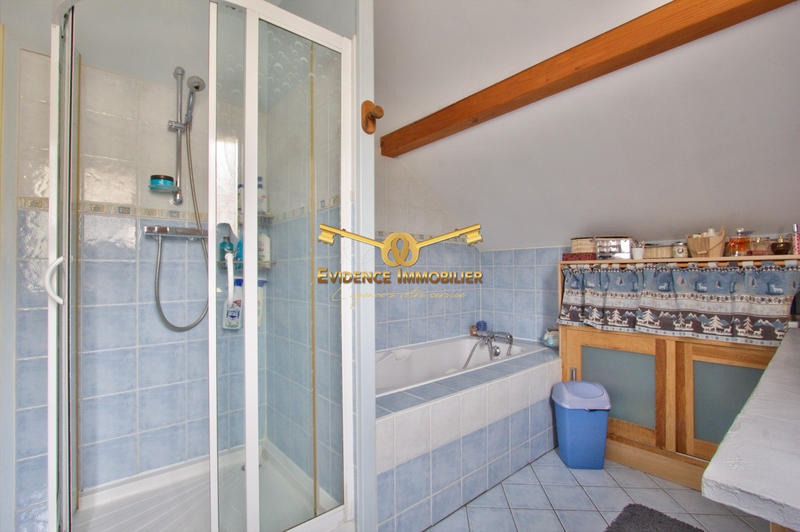 Maison - 122 m² - 6 pièces