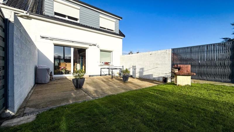 Maison de ville - 92 m² - 4 pièces