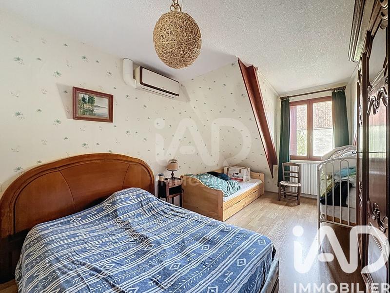 Maison - 200 m² - 7 pièces