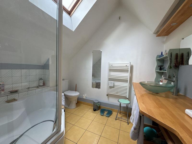 Appartement - 208 m² - 7 pièces