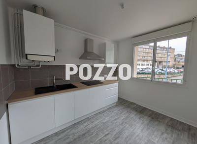 Maison - 87 m² - 4 pièces