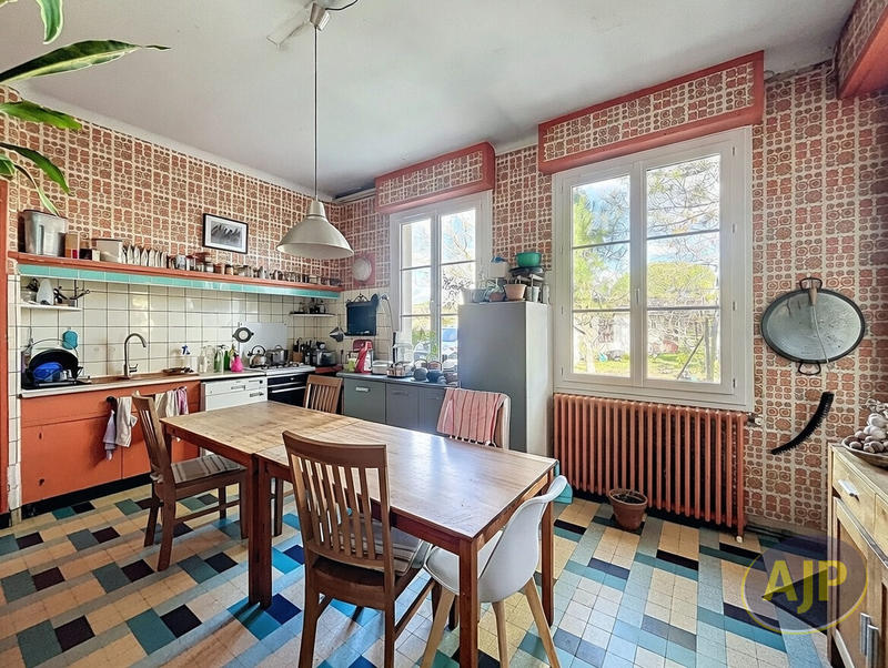 Maison - 186 m² - 5 pièces