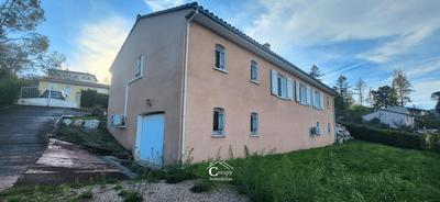 Maison - 126 m² - 4 pièces