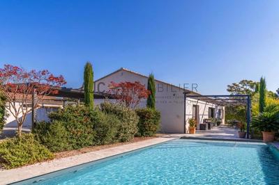 Maison - 158 m² - 4 pièces