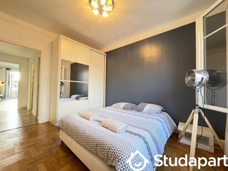 Chambre - 12 m² - 1 pièce