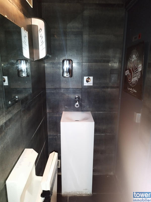 Fonds de commerce - Magasins - 112 m²